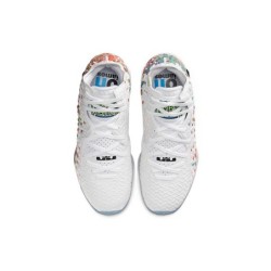Nike LeBron 17 - Retour d'Énergie Maximal